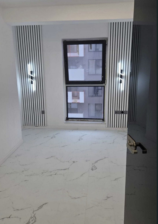 Apartament 3 camere , 2 băi , Finisat , zona Vivo , parcare subterană .