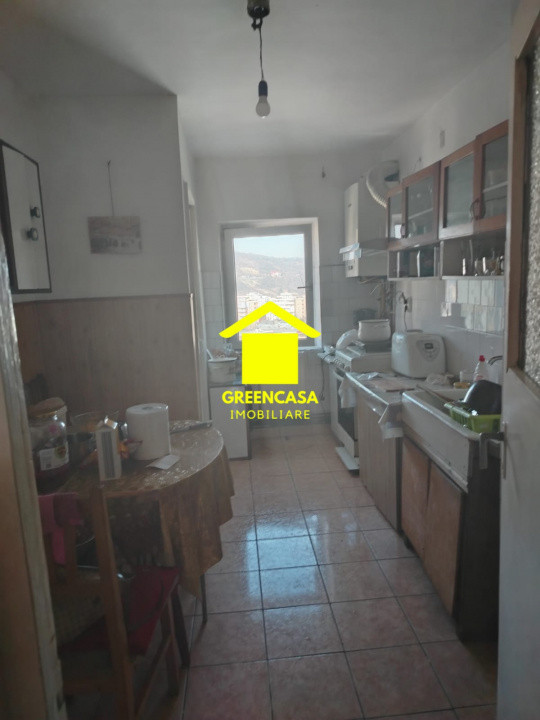 Apartament renovabil, 3 camere decomandate, Calea Floresti