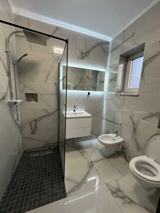 Casa individuală, utilată mobilată, 130mp utili, Dezmir 