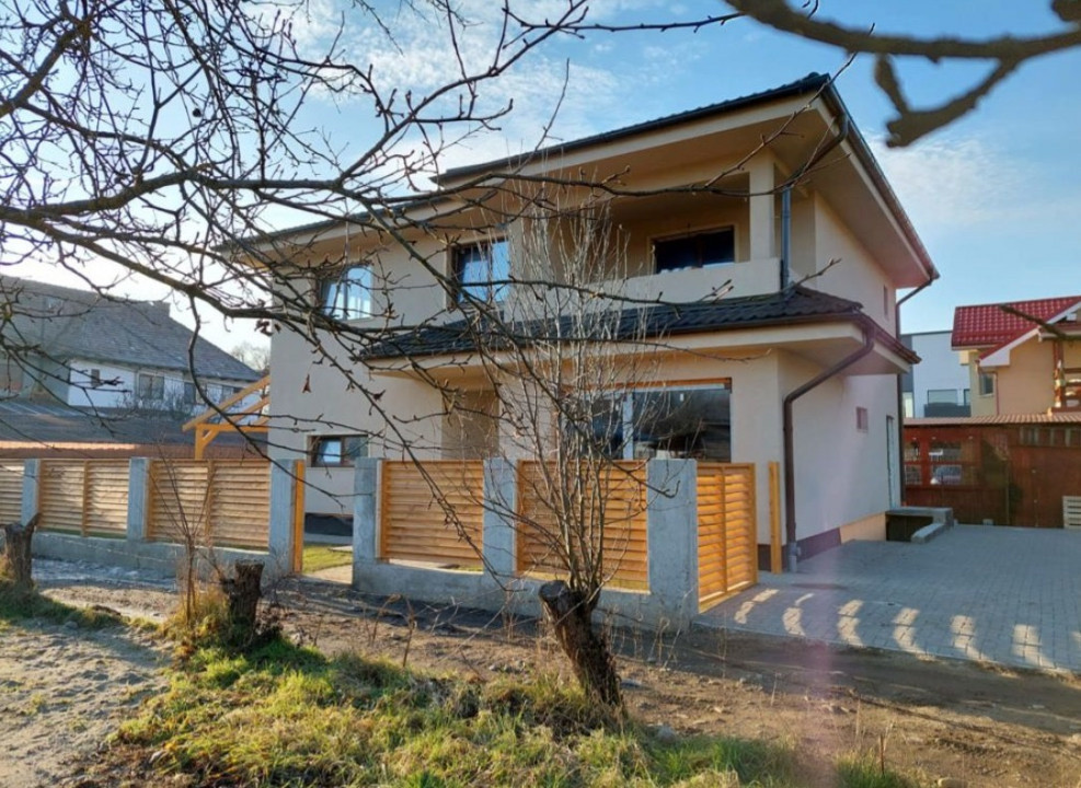 Casa individuală, 169 mp utili, 330mo teren, Suceagu