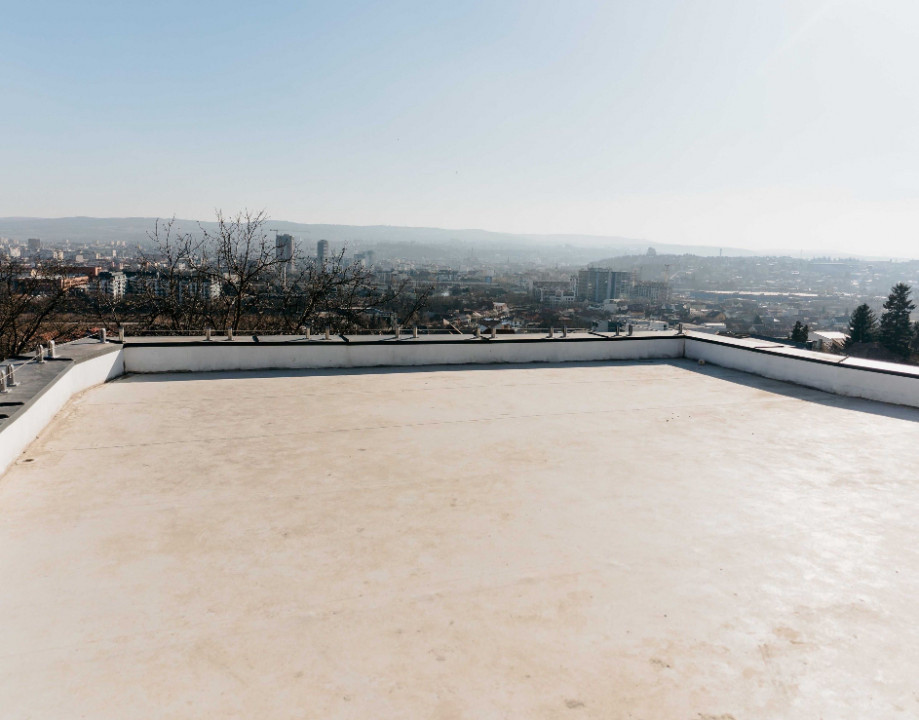 Casa cuplata 265 mp -PANORAMA- Dambul Rotund-