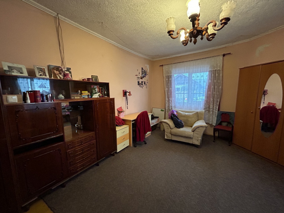 Casa de vânzare Individuala , 121 mp , teren 705 mp , Florești 