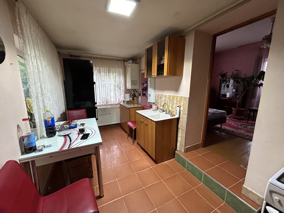 Casa de vânzare Individuala , 121 mp , teren 705 mp , Florești 