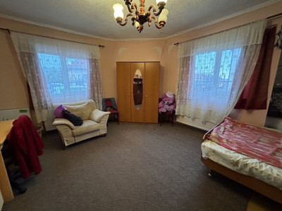 Casa de vânzare Individuala , 121 mp , teren 705 mp , Florești 