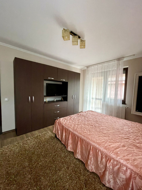 Casa individuală , 300mp utili, 500mp teren 