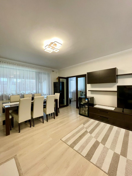 Casa individuală , 300mp utili, 500mp teren 