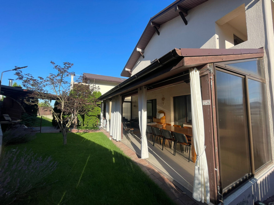 Casa individuală , 300mp utili, 500mp teren 