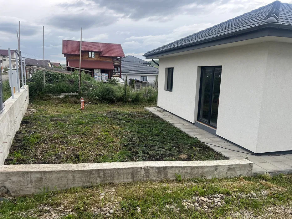 Casa intrare Campenesti zona deosebita