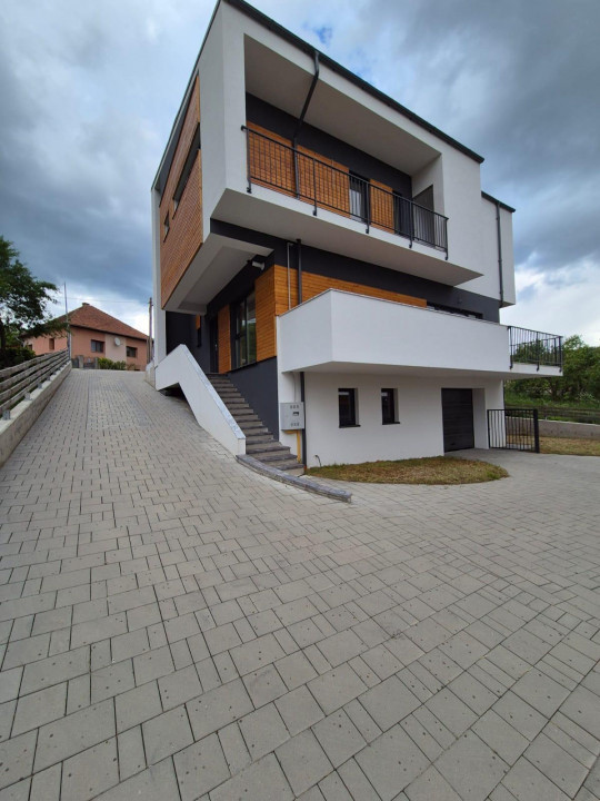 OCAZIE!!! Duplex unic în Chinteni, unitate de 198mp utili, GARAJ 