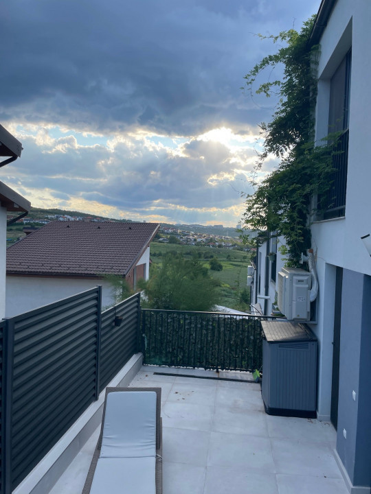 Duplex finisat, zona Borhanci, parțial mobilat 