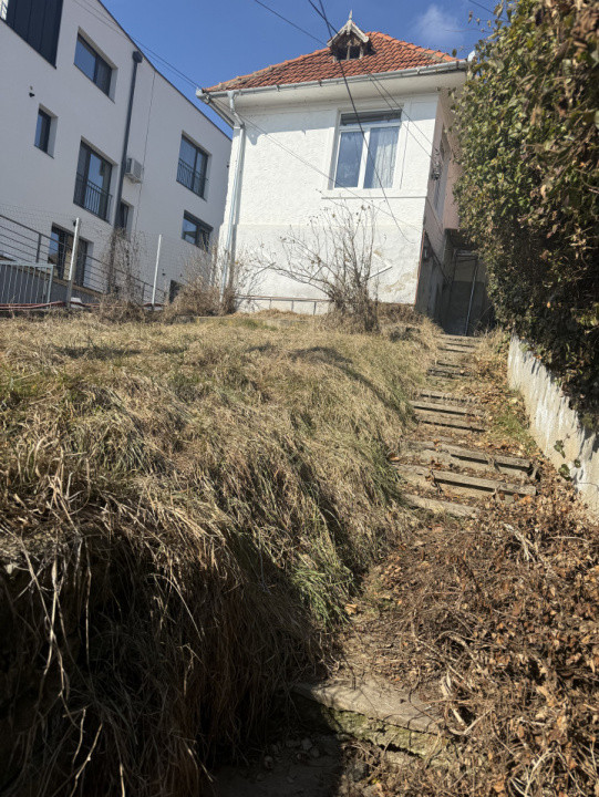Casa individuală , Zona Grigorescu, 1039mp teren 