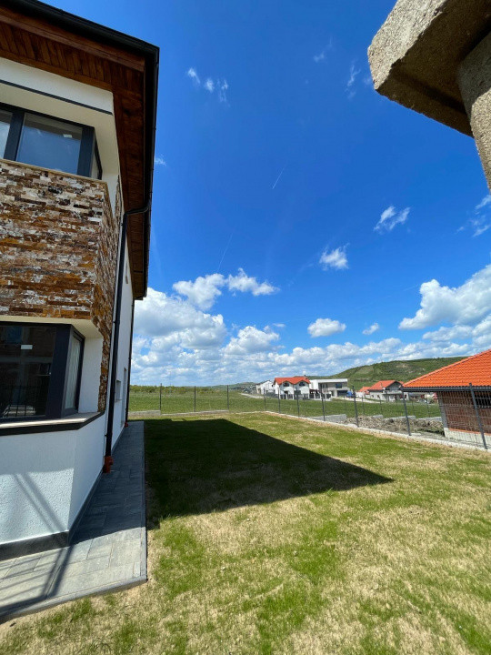 OPORTUNITATE!Casa finisata modern in Chinteni, 153mp utili, 369mp teren