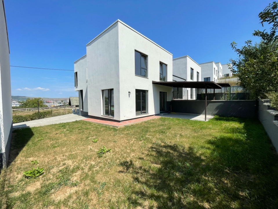 Casa individuală, Modernă, 450mp teren, Dezmir 