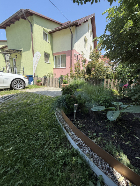 Casa alipită, 208mp utili, 304mp teren, zona PETROM, Baciu