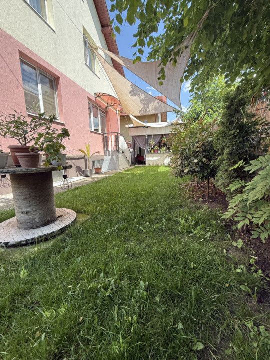 Casa alipită, 208mp utili, 304mp teren, zona PETROM, Baciu