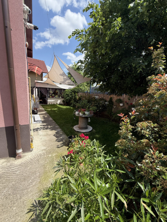 Casa alipită, 208mp utili, 304mp teren, zona PETROM, Baciu