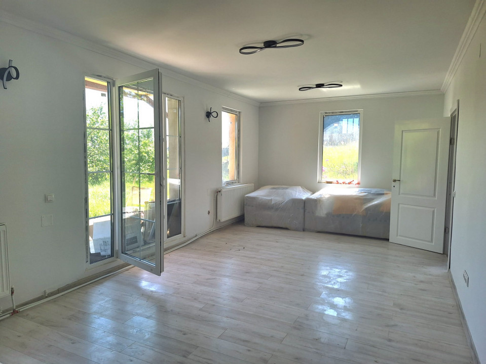 Casă individuală, 140mp utili, 1000mp teren, Campenesti