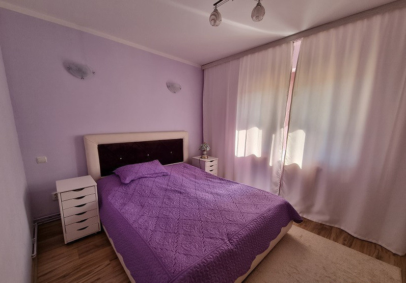  3 camere decomandat , Zona Big Manastur, etaj intermediar 