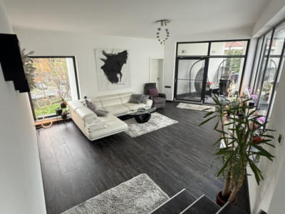 COMISION 0!!! Vilă deosebita , 225mp utili, 1000mp teren, Floresti