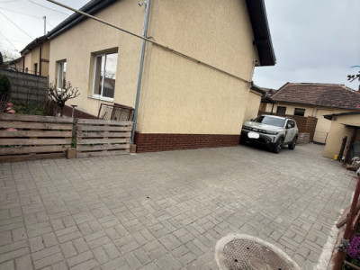 COMISION 0!!! Casa individuală, 180mp utili, 400 mp teren, zona Str. Paris