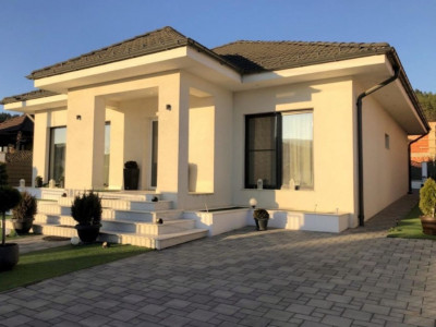 Casa individuală, 132mp utili, 5 camere, Campenesti