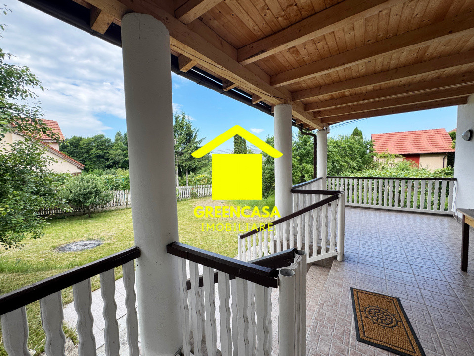 Casa individuală , cu teren de 1.000 mp , Făget .