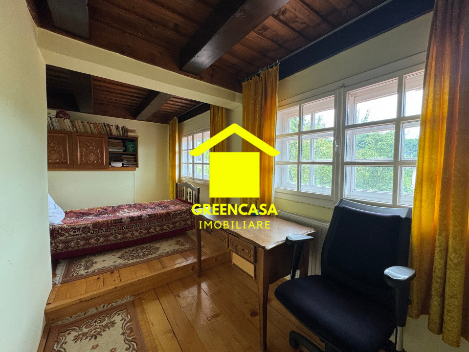 Casa individuală , cu teren de 1.000 mp , Făget .