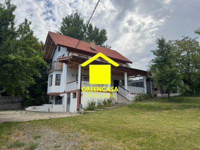 Casa individuală , cu teren de 1.000 mp , Făget .