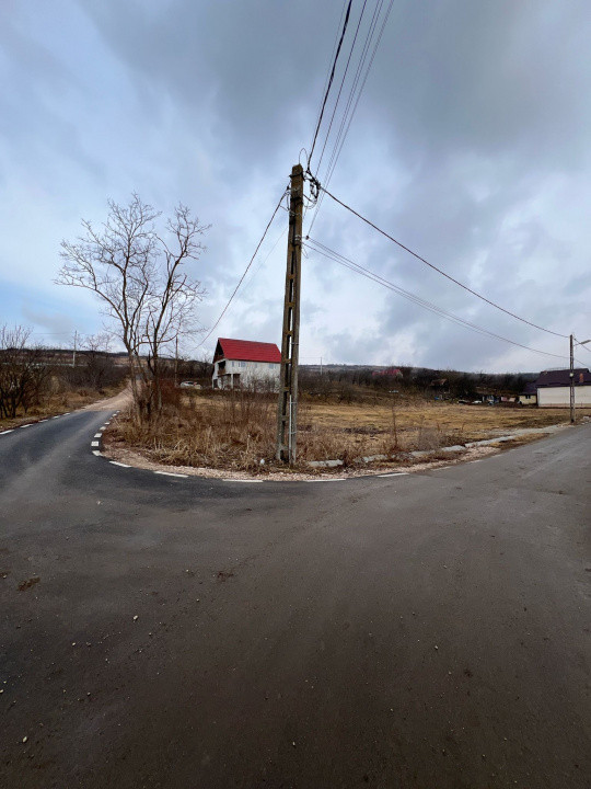 Teren Răscruci, 1250mp, front la 2 străzi 50m și 30m