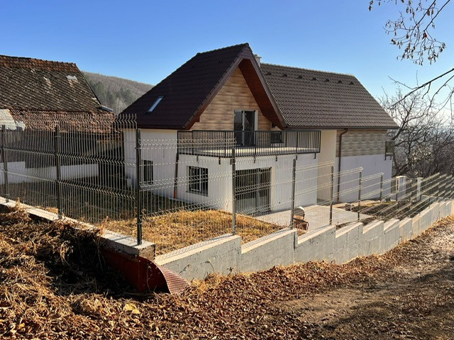 Casa individuală lângă Pădure, 200mp utili, garaj