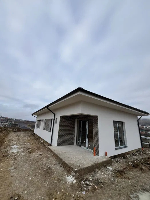 Casa pe un nivel, 105mp utili+65mp pod, 500mp teren, Chinteni 