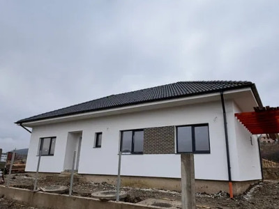 Casa pe un nivel, 105mp utili+65mp pod, 500mp teren, Chinteni 