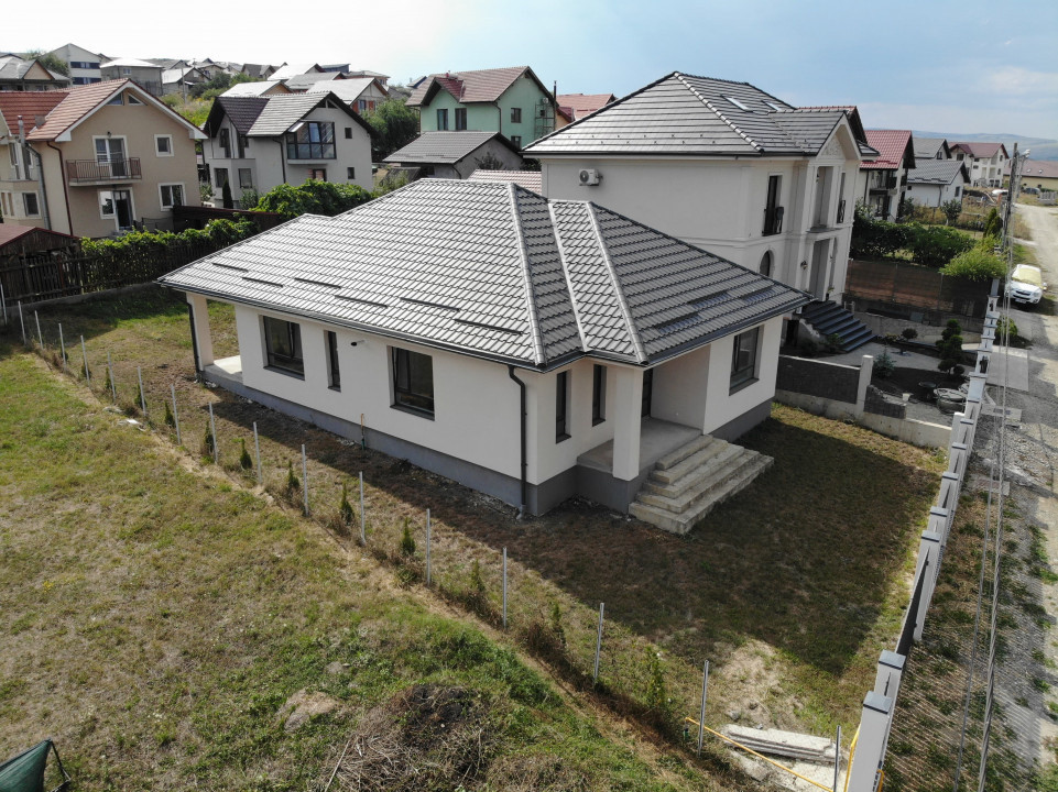 Casa individuală pe un nivel, Campenesti, 3dormitoare, 486mp teren 