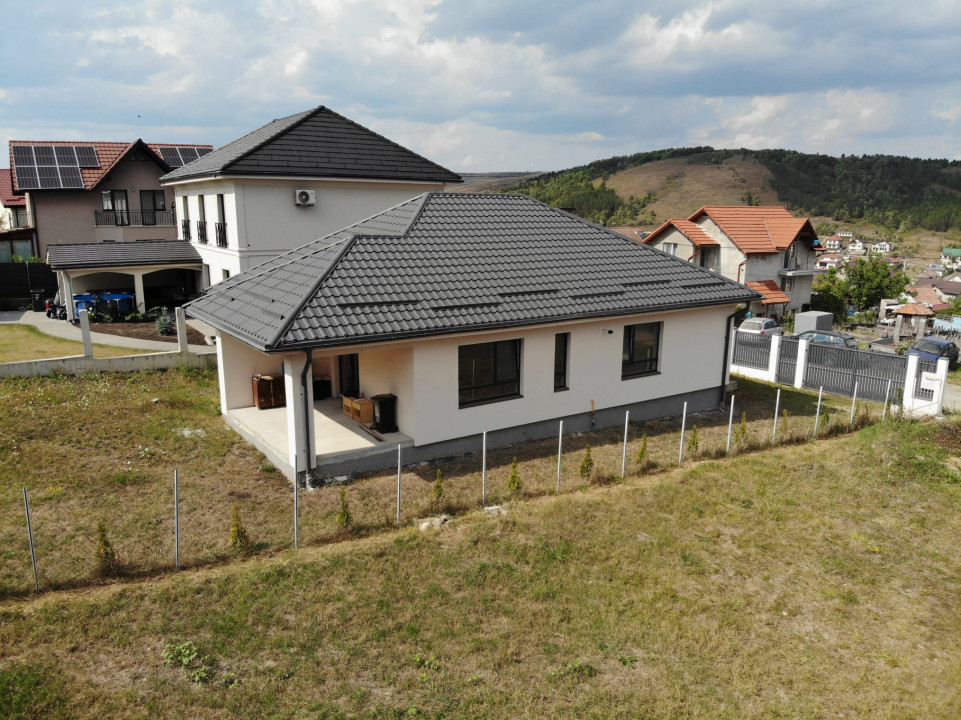 Casa individuală pe un nivel, Campenesti, 3dormitoare, 486mp teren 