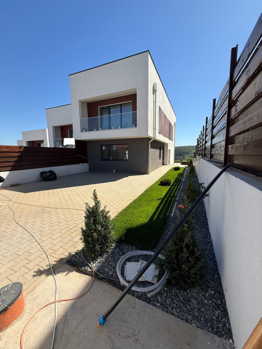 Duplex premium , Răzoare, Florești 