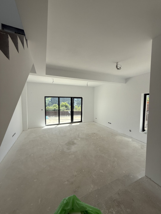 Duplex premium , Răzoare, Florești 