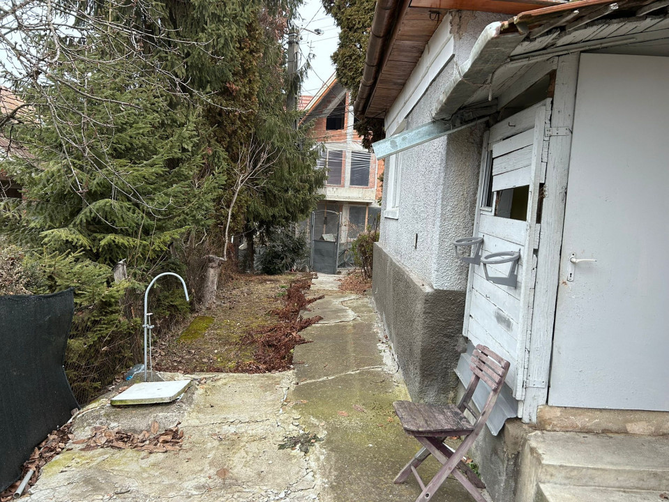 Casa demolabila, Andrei Mureșanu , 560mp teren 