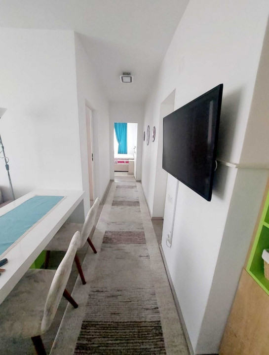 Apartament de inchiriat 3 camere zona VIVO