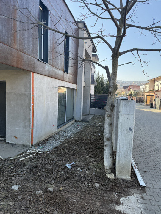 Duplex cu arhitectura deosebită , Borhanci