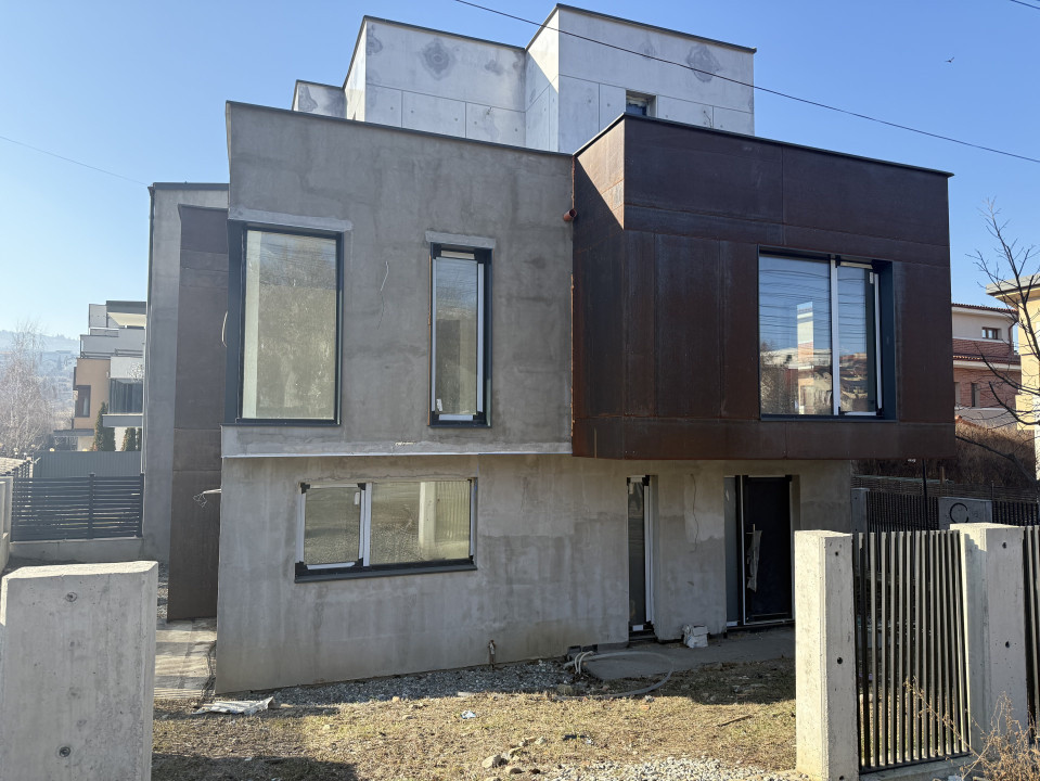 Duplex cu arhitectura deosebită , Borhanci