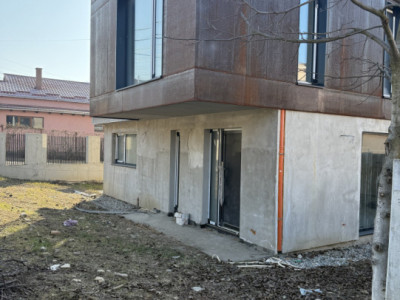 Duplex cu arhitectura deosebită , Borhanci