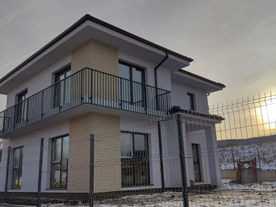 Casa individuala in Chinteni , 511mp teren