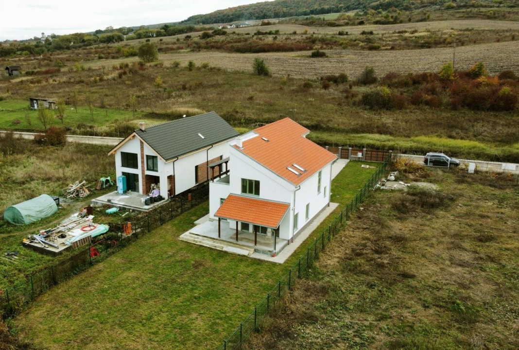Casa individuală 171mp utili, 958mp teren 