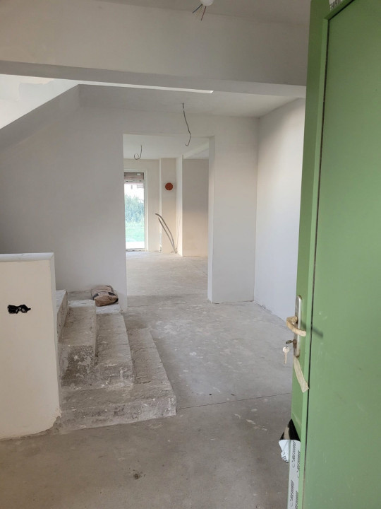 Casa individuală 171mp utili, 958mp teren 