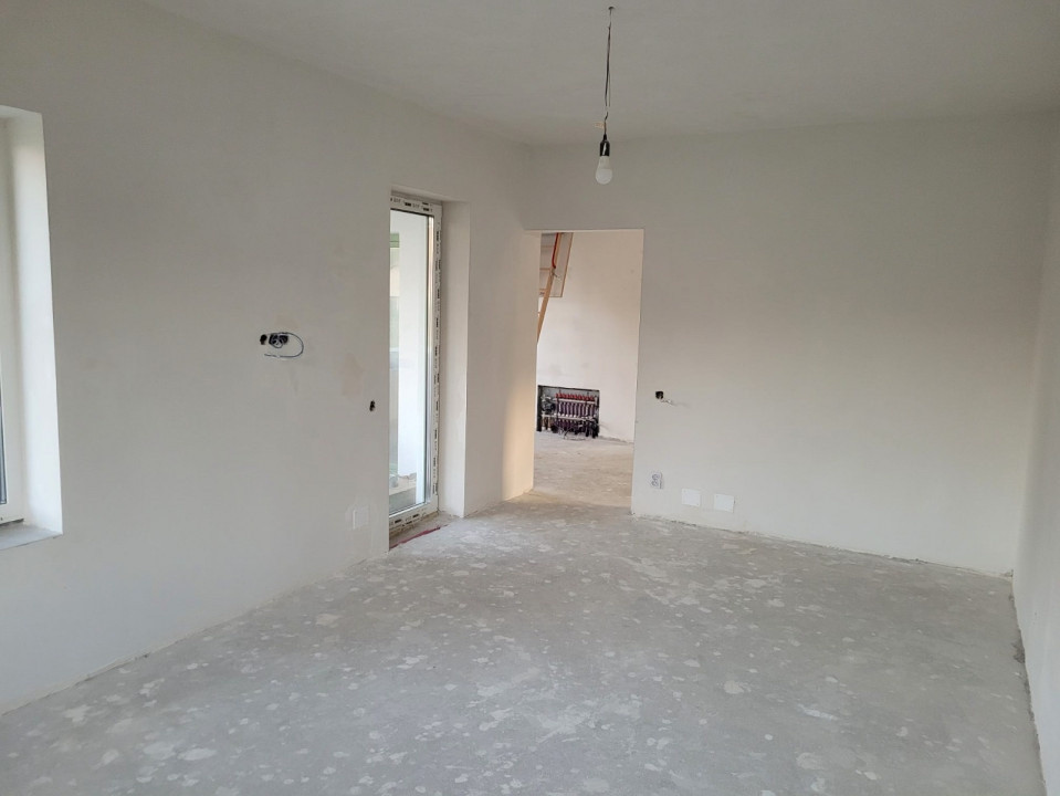 Casa individuală 171mp utili, 958mp teren 