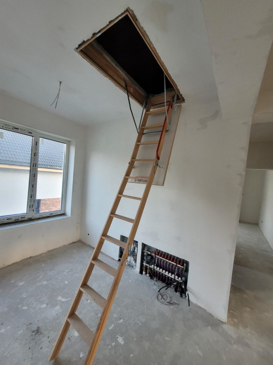 Casa individuală 171mp utili, 958mp teren 