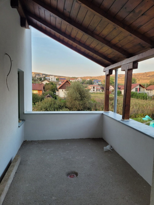 Casa individuală 171mp utili, 958mp teren 