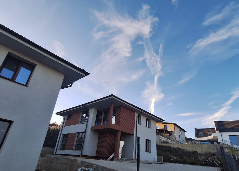 Case individuale moderne C1 & C2 – Dezmir, comuna Apahida