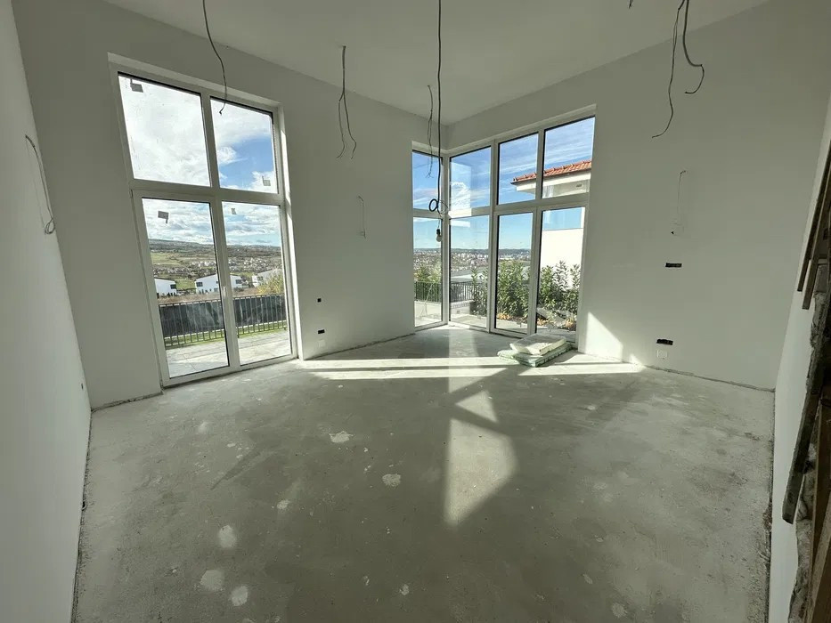 Casa de vanzare in Borhanci, 224mp utili, 280mp teren