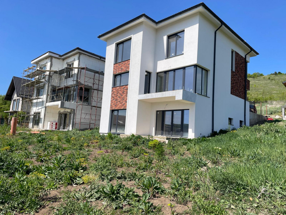 Casa individuală, 200mp utili, 500mp teren, Campenesti 